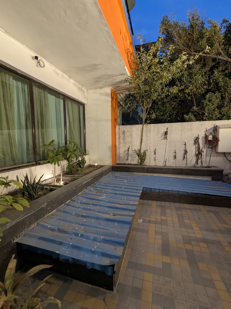 The Embassy Inn Sector 19 - The Embassy Inn Sector 19 A 352, Captain Vijyant Thapar Marg, A Block, Pocket A, Sector 19, Capt, Noida, Uttar Pradesh 201301, India