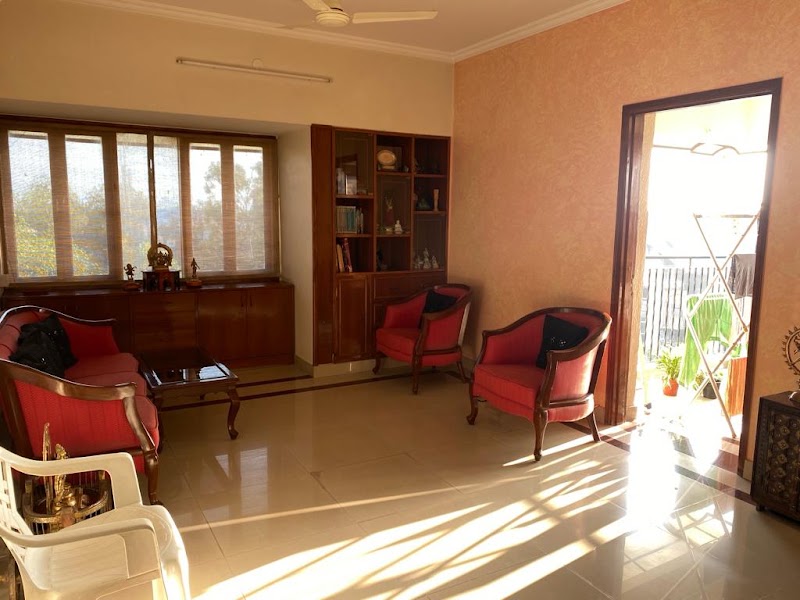 Azad Apartments - Azad Apartments, B1/04, Sri Aurobindo Marg, Vijay Mandal Enclave, Kalu Sarai, New Delhi, Delhi 110016, India