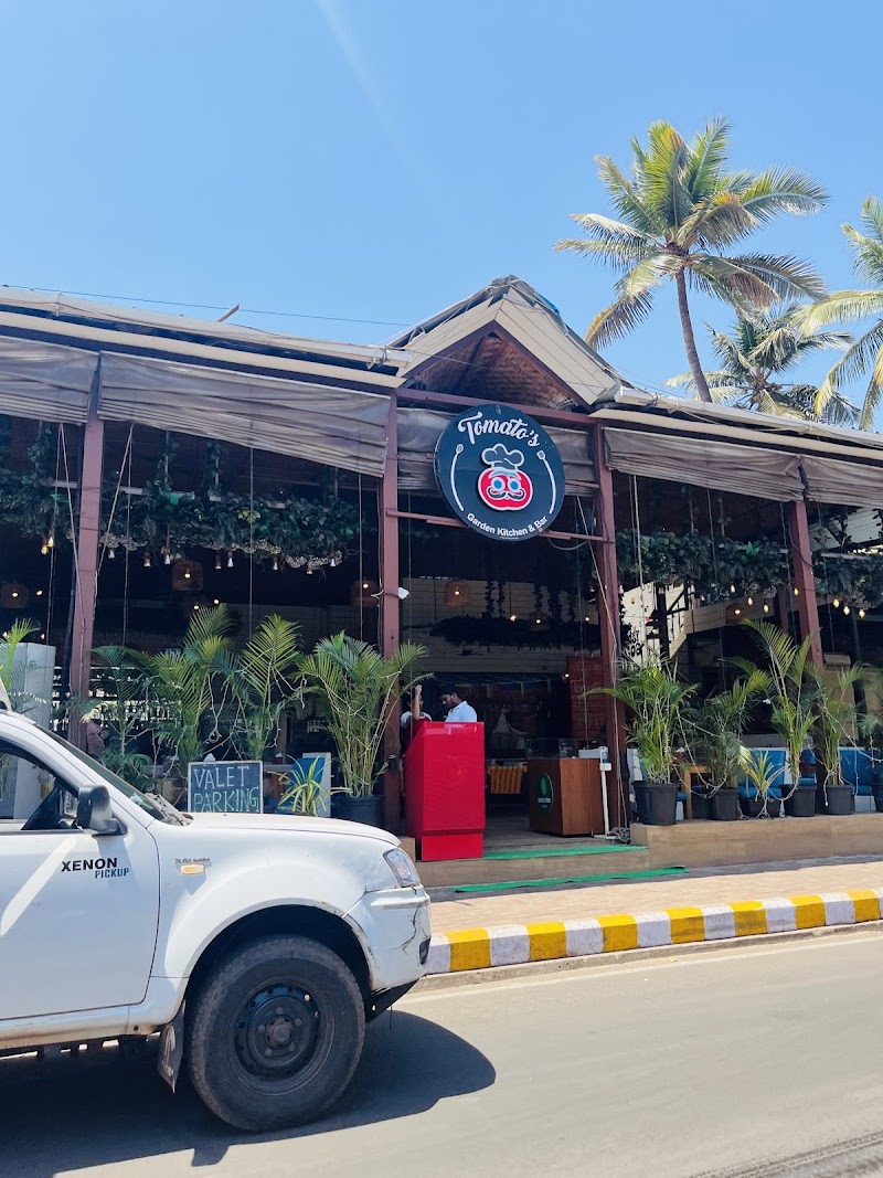 Tomato's Garden Kitchen And Bar - Tomato's Garden Kitchen And Bar 1092, Fort Aguada Rd, Calangute, Candolim, Goa 403515, India
