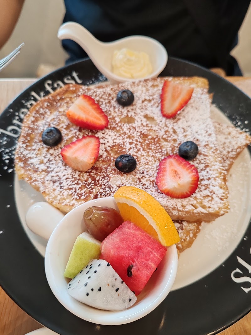 Breakfast Story Eleven - Breakfast Story Eleven 23/2 Sukhumvit Rd, Klong Tan Nua, Watthana, Krung Thep Maha Nakhon 10110, Thailand