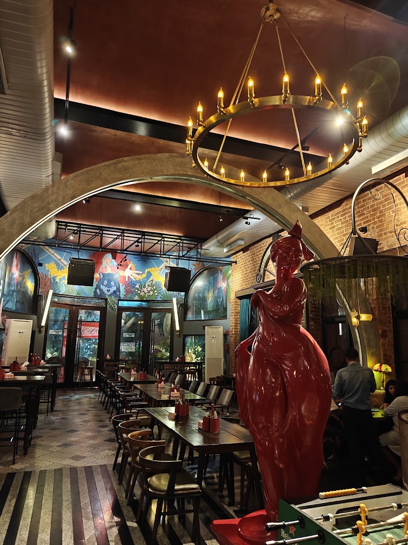 Suzy Q - Suzy Q No.1, Express Building, Queens Rd, Vasanth Nagar, Bengaluru, Karnataka 560001, India