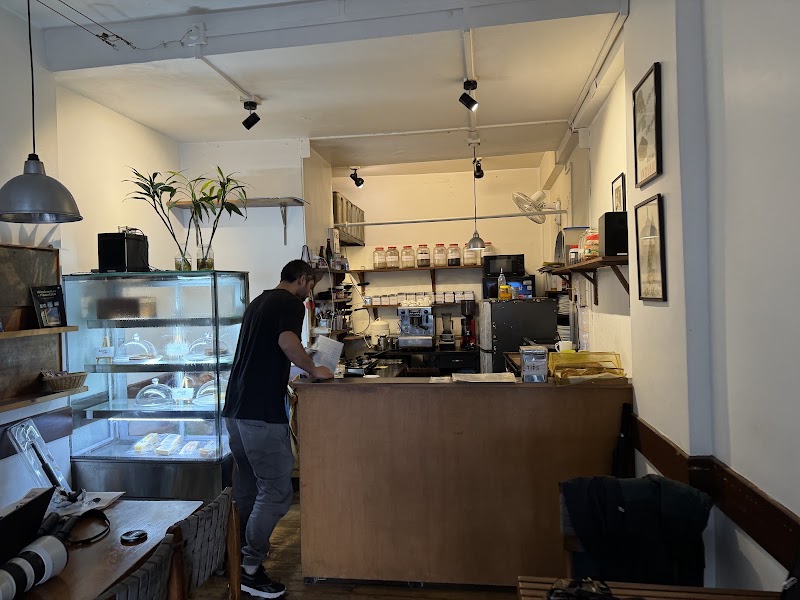 Moonpeak Deli - Moonpeak Deli Temple Rd, McLeod Ganj, Dharamshala, Himachal Pradesh 176215, India