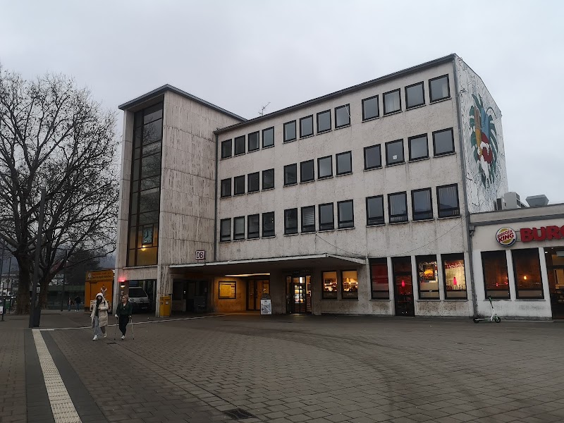 Heidelberg Hauptbahnhof - Heidelberg Hauptbahnhof, Willy-Brandt-Platz 5, 69115 Heidelberg, Germany