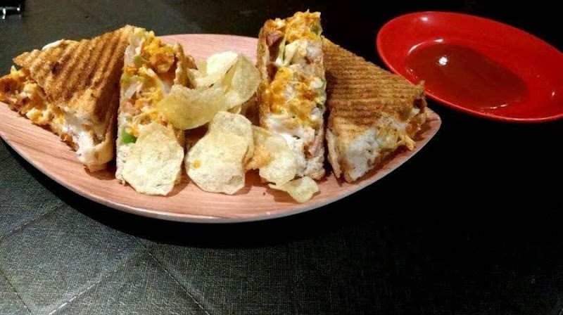 Hype Rooftop Cafe Lounge - Hype Rooftop Cafe Lounge Roof Top, 3rd Floor, Parwati Bhawan, Rawatbhata Rd, Gumanpura, Kota, Rajasthan 324007, India