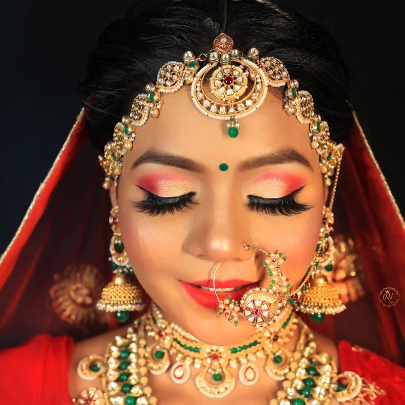 Komal jani makeover - proffesional makeup artist - Komal jani makeover - proffesional makeup artist, Om Shanti chowk, Indralok Phase 3, Bhayandar East, Mumbai, Mira Bhayandar, Maharashtra 401105, India