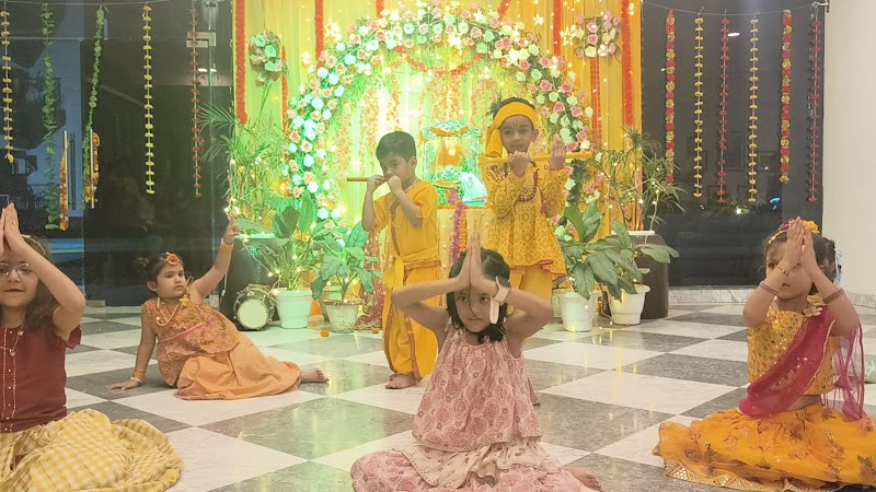 DVC Dance & Fitness Studio - DVC Dance & Fitness Studio Basement :- House No :-166, near Gayatri Mandir, Urban Estate, Sector 40, Gurugram, Haryana 122001, India