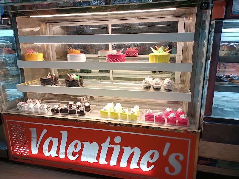 Valentine's Garman Baker's - Valentine's Garman Baker's, Left bank, near summer king hotel, Aleo, Manali, Himachal Pradesh 175131, India