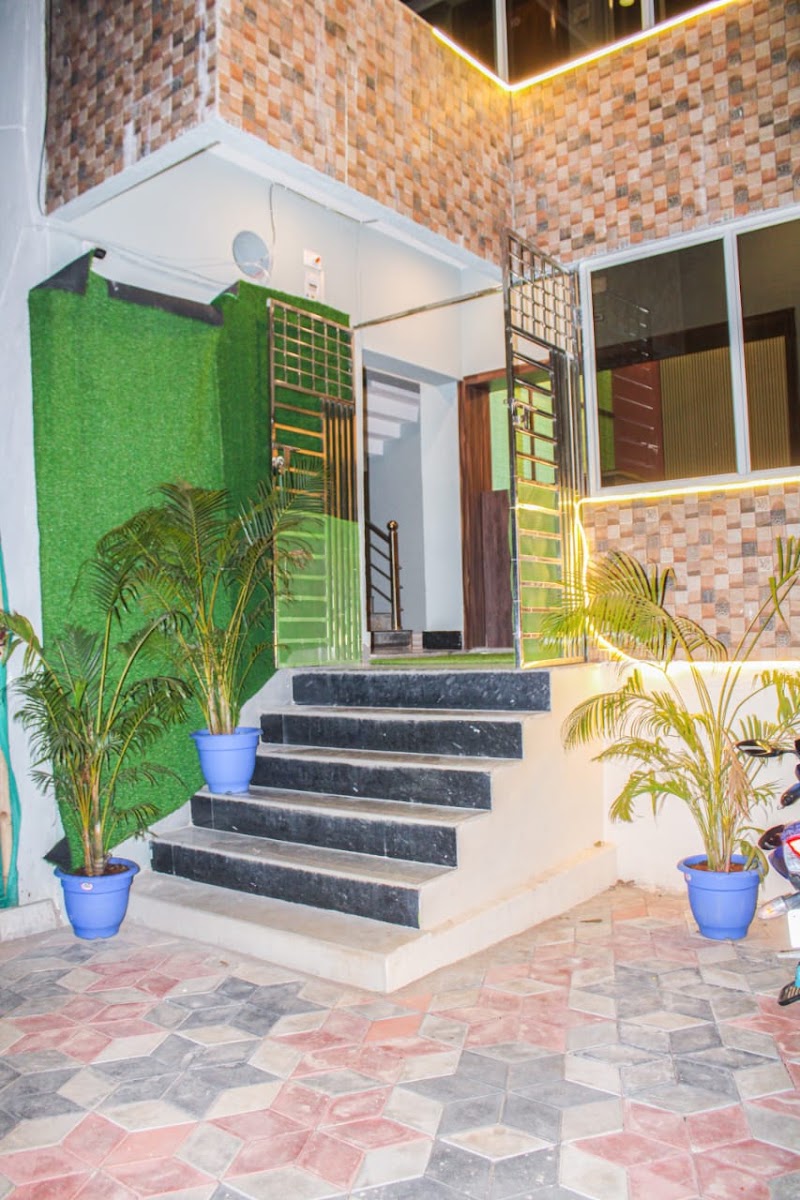Hotel Lalqila inn - Hotel Lalqila inn Floor, Plot No: 268, Star City, Nandankanan Rd, Patia, Bhubaneswar, Odisha 751024, India