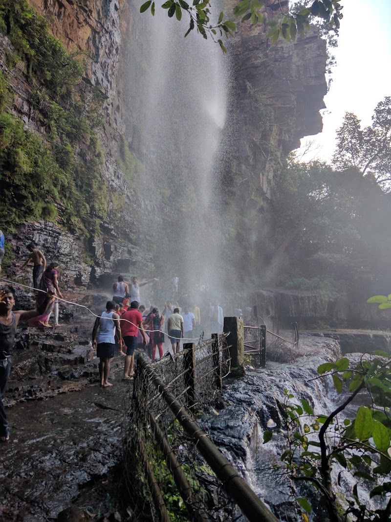 Talakona Waterfalls - Talakona Waterfalls Chittoor District, R668+J9C, Tirupathi, Andhra Pradesh 516101, India