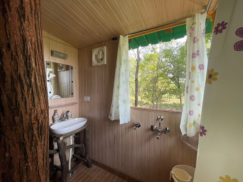Pratham Tree House - Pratham Tree House Ward No.4, Bir Rd, Chaugan, Himachal Pradesh 176077, India