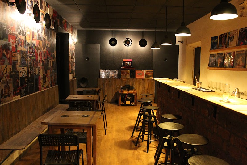 For The Record - Vinyl Bar