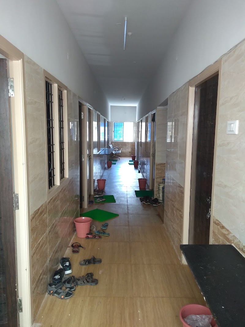 SRI MAHALAKSHMI RESIDENCY - SRI MAHALAKSHMI RESIDENCY 199, 423, Main Bazaar Rd, near Indira Nursing Home, Thottapalayam, Vellore, Tamil Nadu 632012, India
