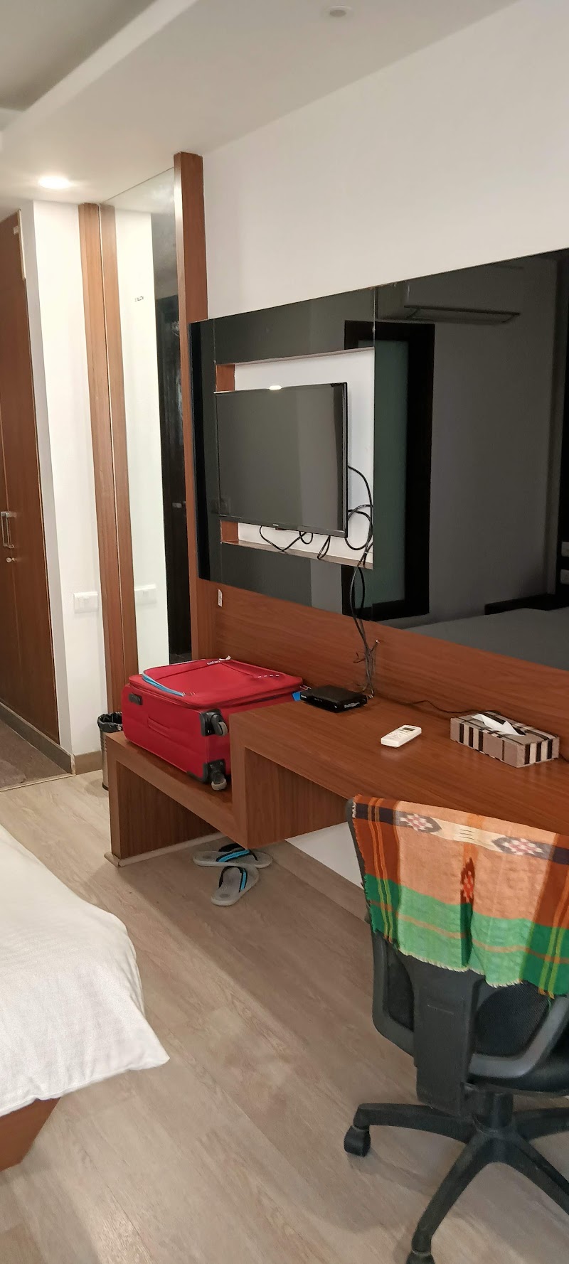 Windsor Castle Premier - Windsor Castle Premier 130, Akashneem Marg, Mushedpur, DLF Phase 2, Sector 25, Gurugram, Haryana 122002, India