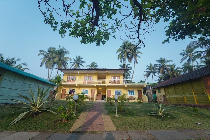 Sea Paradise - Sea Paradise, 123, Querim–Arambol–Agarwada Rd, Mandrem, Goa 403527, India