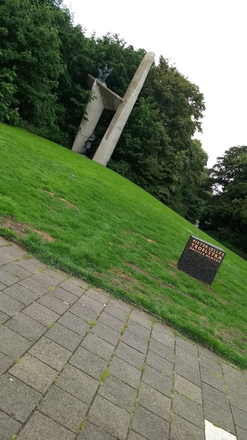 Monument Troelstra - Monument Troelstra 2597 LS The Hague, Netherlands