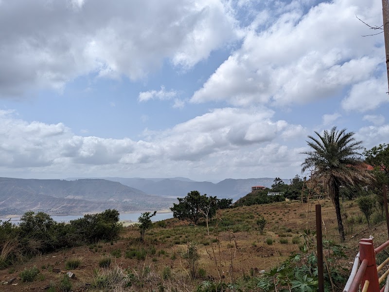 Singing Point, Panchgani - Singing Point, Panchgani WRM3+CXF, Dhandeghar, Panchgani, Maharashtra 412805, India