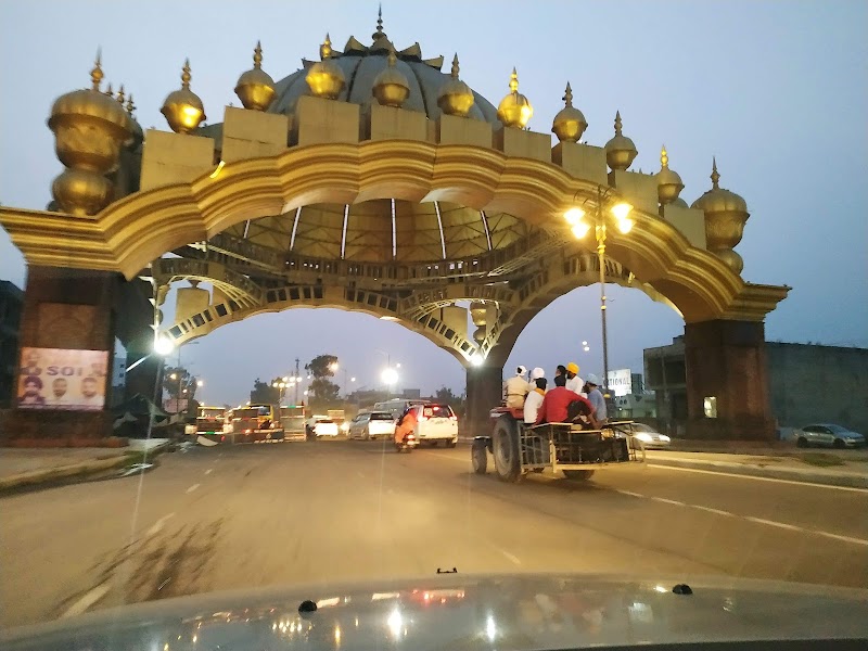 Golden Gate (Sri Amritsar City Gateway) - Golden Gate (Sri Amritsar City Gateway) 93, Grand Trunk Rd, Darshan Avenue, Amritsar, Amritsar Cantt., Punjab 143006, India