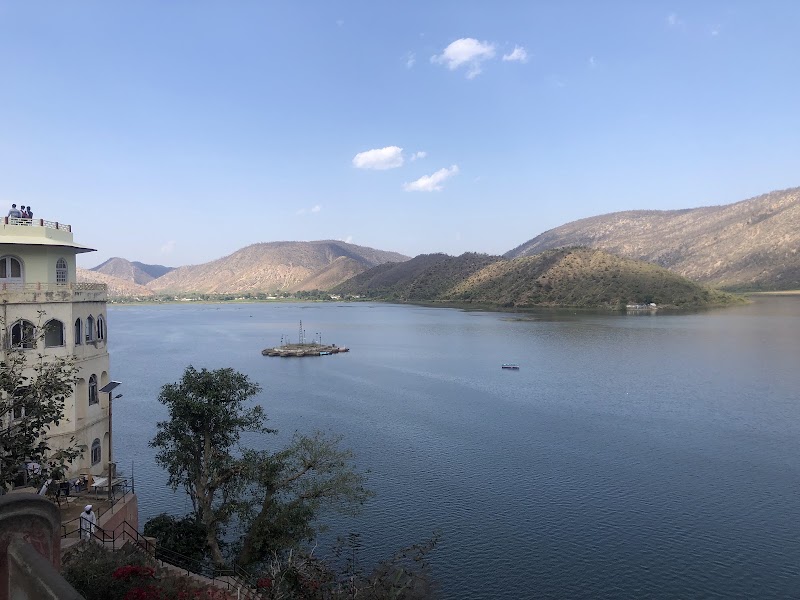 सिलीसेढ़ झील