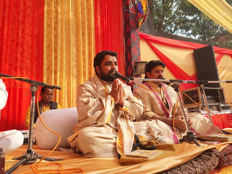 Shri Acharya Jairam Ashram - Shri Acharya Jairam Ashram, 5VCC+82J, Naya Gaon, Chitrakoot, Madhya Pradesh 485334, India