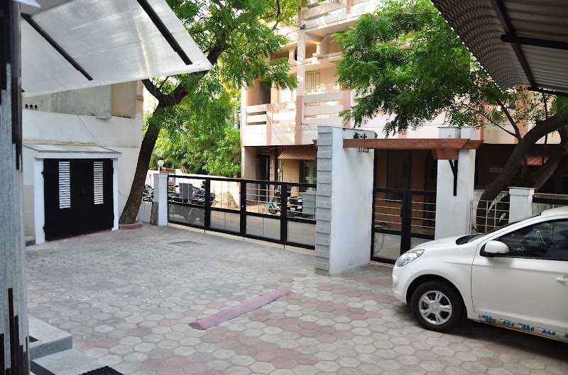 Mel Ville Serviced Apartments - Mel Ville Serviced Apartments 1A, Zamindar Garden, Sardar Vallabbhai Patel Salai, Ponnaiyapet, Puducherry, 605001, India