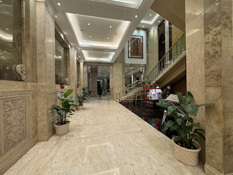 Sheraton Grand Pune Bund Garden Hotel - Sheraton Grand Pune Bund Garden Hotel Sheraton Grand Pune Bund Garden Hotel, Raja Bahadur Motilal Rd, Bund Garden, Sangamvadi, Pune, Maharashtra 411001, India
