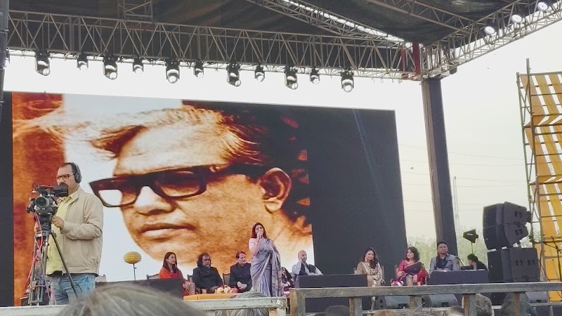 Jashn- e-Rekhta 2025 - Jashn- e-Rekhta 2025, H7R6+PR4, Block A, Ganga Vihar, Sarai Kale Khan, New Delhi, Delhi 110013, India