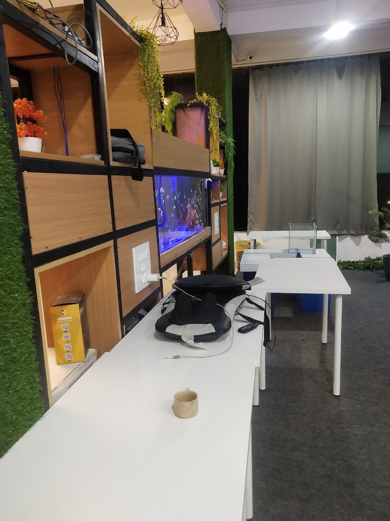 Space Station Co-Working - ( Co-Working Office Space ) - Space Station Co-Working - ( Co-Working Office Space ), 2nd Floor, Kohinoor Tower, Junwani Rd, near Avanti Bai Chowk, Kohka, Bhilai, Chhattisgarh 490023, India