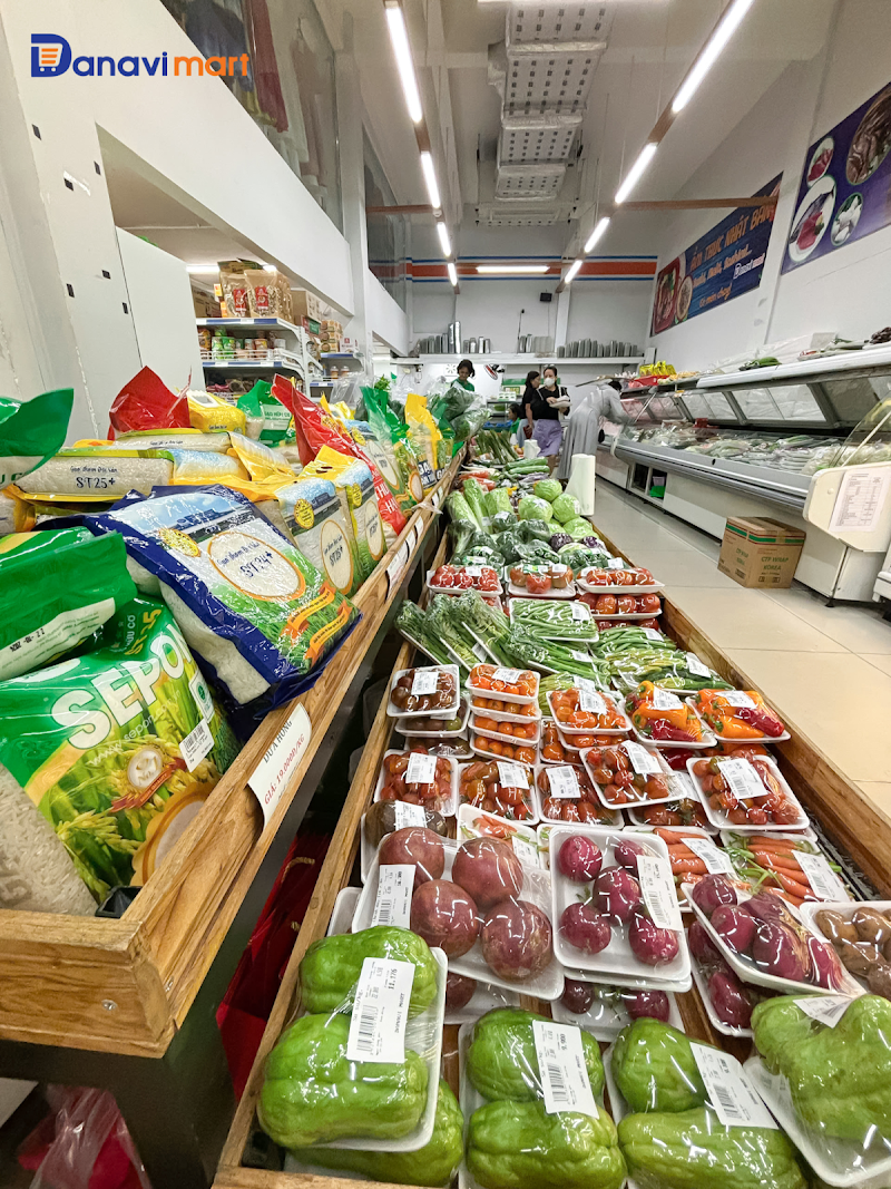 Siêu thị Danavi Mart - Siêu thị Danavi Mart 46 Phan Đình Phùng, Hải Châu, Đà Nẵng 550000, Vietnam