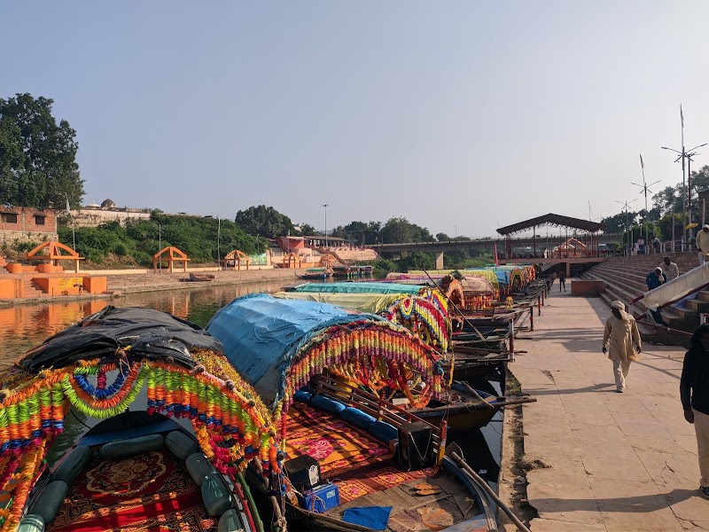 Anand Dham Lodge - Anand Dham Lodge, Kamadgiri Marg, Ram Ghat Rd, Kashavgarh, Chitrakoot, Madhya Pradesh 485334, India