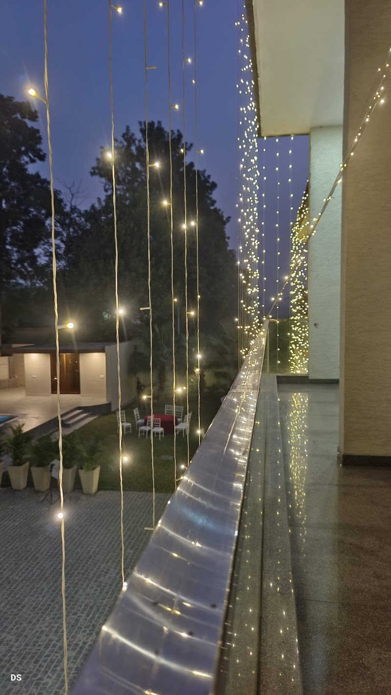 The Banyan Villa - The Banyan Villa, Farm No 4, Dera Village, Tanu Nursery Road, Dera Mandi Retreat, Chattarpur, Dera Mandi, New Delhi, Delhi 110074, India