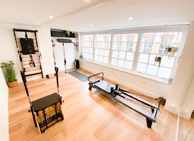 Strong and Flexible - Strong and Flexible, 14 Devonshire Row, Liverpool St, London EC2M 4RH, UK