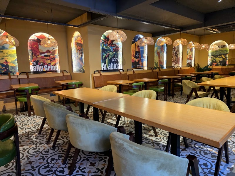 Big bean cafe - Big bean cafe 28, 80 Feet Rd, S.T. Bed, 4th Block, Koramangala, Bengaluru, Karnataka 560034, India