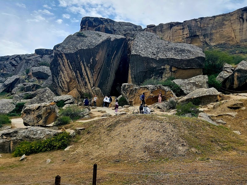Gobustan National Historical-Artistic Preserve Museum - Gobustan National Historical-Artistic Preserve Museum 496H+MGM, Azerbaijan