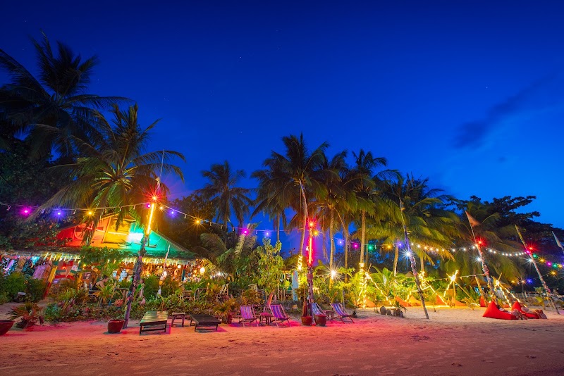 Bang Po Beach - Bang Po Beach HWHP+7Q2, Mae Nam, Ko Samui District, Surat Thani 84330, Thailand