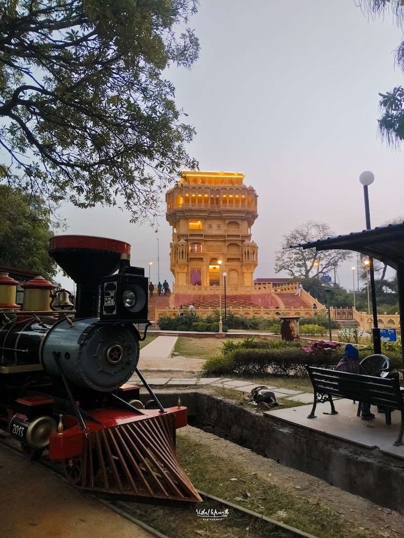 Swarna Mahal - Swarna Mahal 5VP2+GJ6, Chatra Vilas Garden, Nayapura, Kota, Rajasthan 324001, India