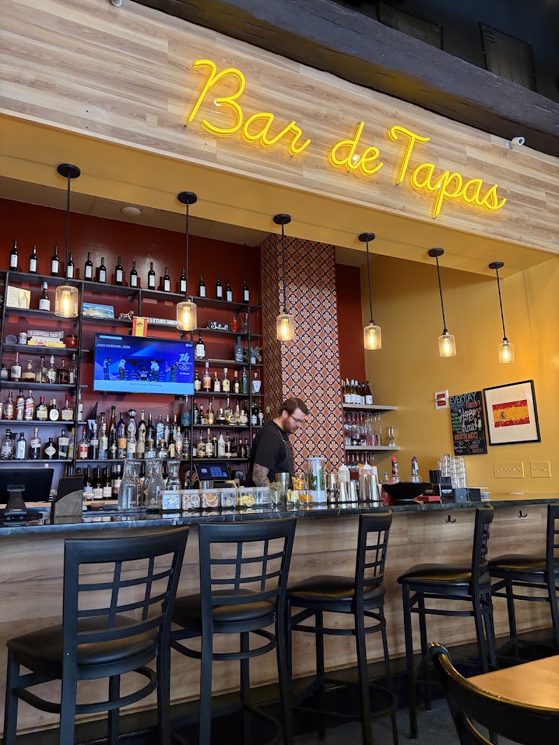 El Mercat Bar de Tapas - Rockville - El Mercat Bar de Tapas - Rockville 101 Gibbs St, Rockville, MD 20850, USA