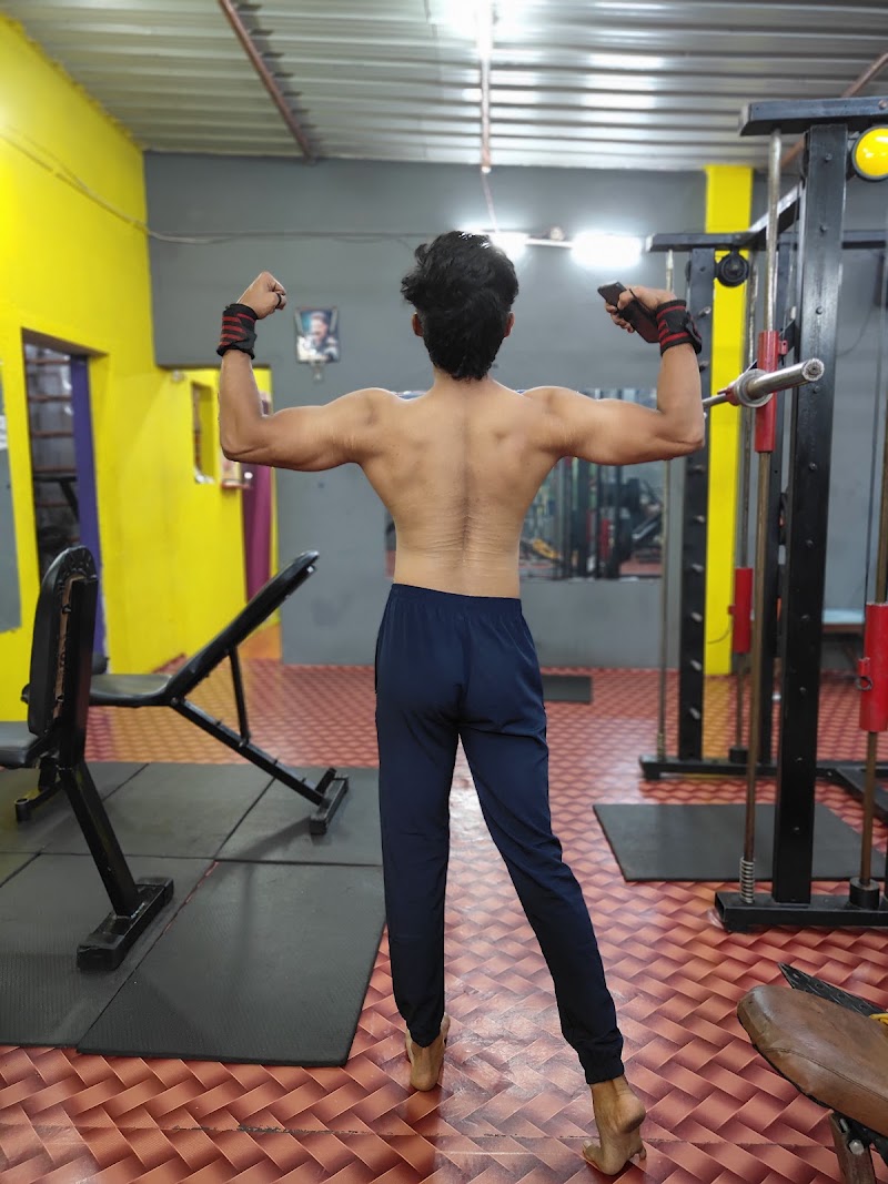 S. S FITNESS CLUB HUDCO GYM - S. S FITNESS CLUB HUDCO GYM hudco, LIG 300, Hudco Colony, MILAN CHOWK, Bhilai, Chhattisgarh 490009, India