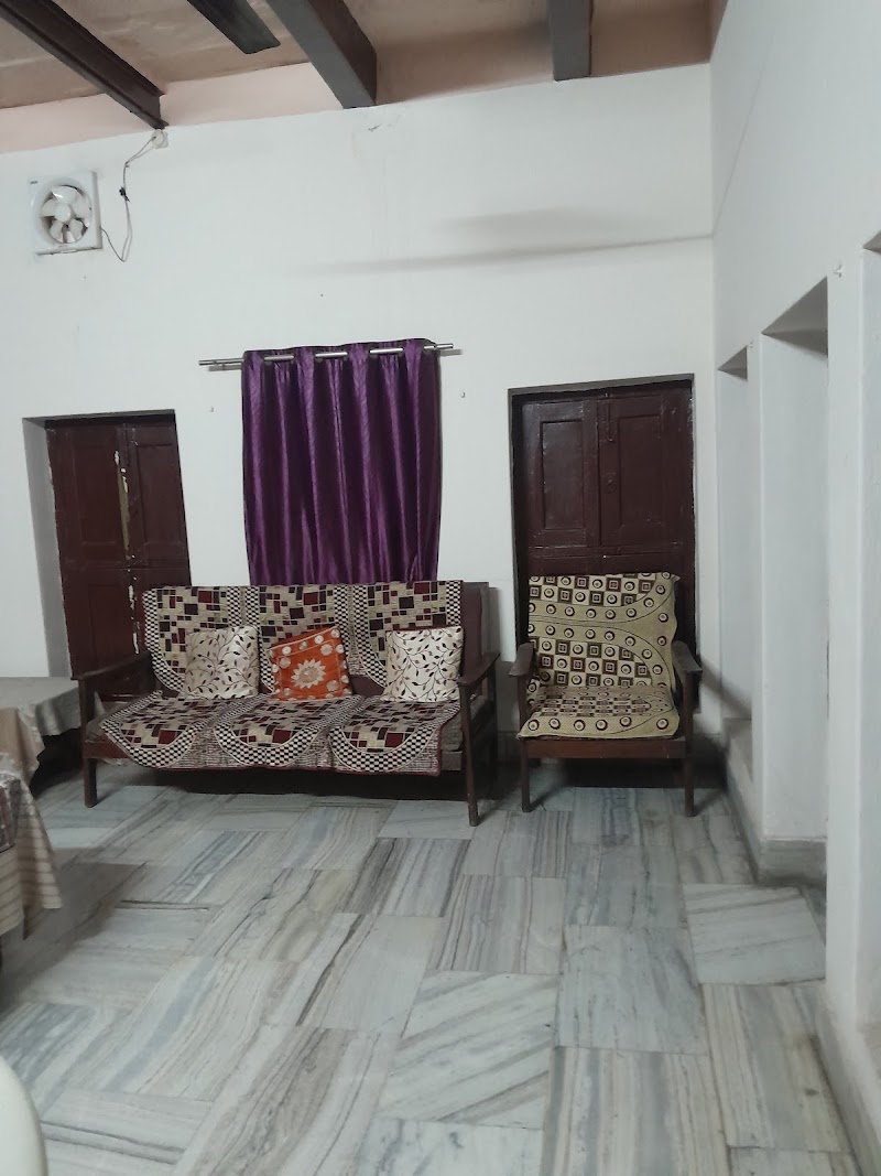 Saraswathy Homestay close to Tulsi ghat Assi - Saraswathy Homestay close to Tulsi ghat Assi, Anandbagh, Bhelupur, Varanasi, Uttar Pradesh 221001, India