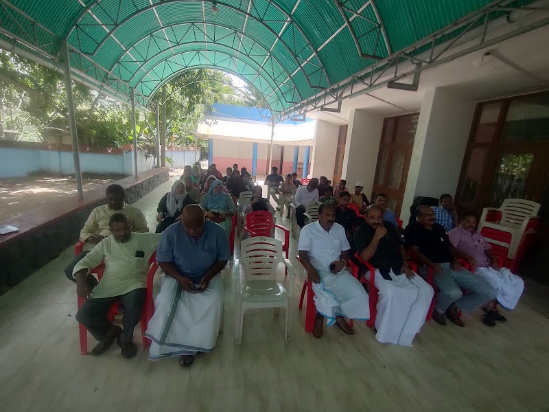 Government Youth Hostel,Veli, Thiruvananthapuram - Government Youth Hostel,Veli, Thiruvananthapuram GV6R+G9M, Veli Sanghumugham Rd, Madhavapuram Colony, Veli, Thiruvananthapuram, Kerala 695021, India
