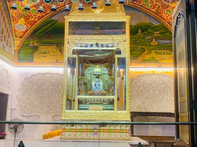 Shri Chandaprabhu Digamber Jain Atishay Kshetra Tijara ji - Shri Chandaprabhu Digamber Jain Atishay Kshetra Tijara ji, Ward no 9, karmchri, awas Tijara, alwer (raj, Tijara, Rajasthan 301411, India