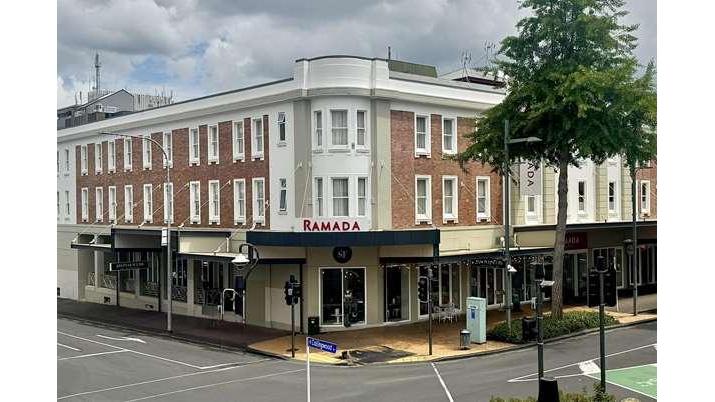 Ramada by Wyndham Hamilton City Center