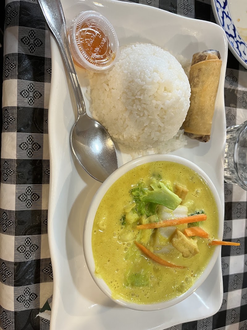 Barn Thai - Barn Thai 921 E Duane Ave, Sunnyvale, CA 94085, USA