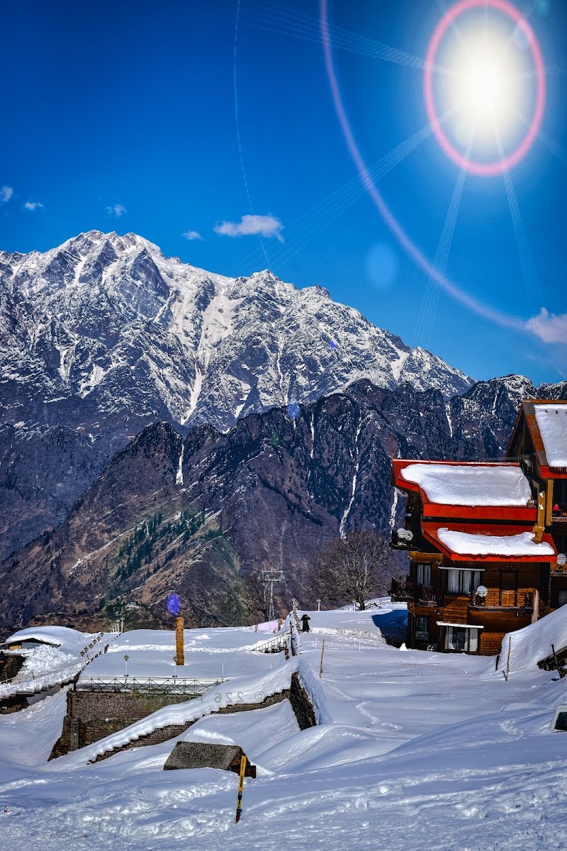 Ski & Snow Cliff Top Club Holiday Resort at Auli, Uttarakhand - Ski & Snow Cliff Top Club Holiday Resort at Auli, Uttarakhand The Cliff Top Club, Auli, Auli Laga Joshimath, Auli Laga Salude, Uttarakhand 246443, India