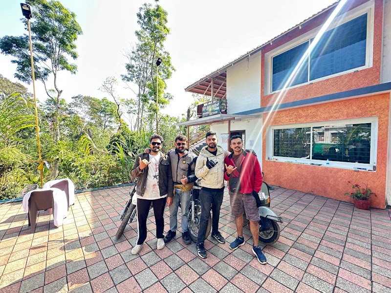 Coorg Travel Stay and Coorg Travel Guide - Coorg Travel Stay and Coorg Travel Guide CQHC+FGH, Ibnivalvadi Rural, Karnataka 571237, India