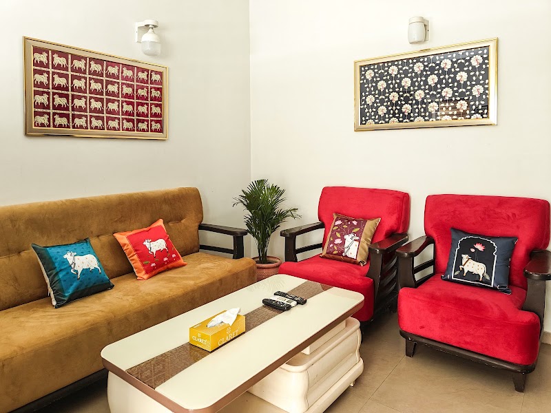 VHI STAYS - VHI STAYS, Omaxe Eternity, Vrindavan, Sunrakh Bangar, Uttar Pradesh 281121, India