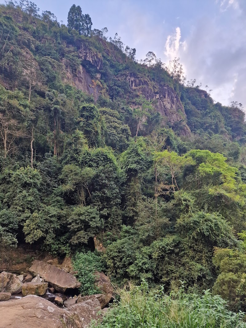 Center Ramboda Falls | මැද රම්බොඩ ඇල්ල - Center Ramboda Falls | මැද රම්බොඩ ඇල්ල, 3P32+RFR, Ramboda, Sri Lanka