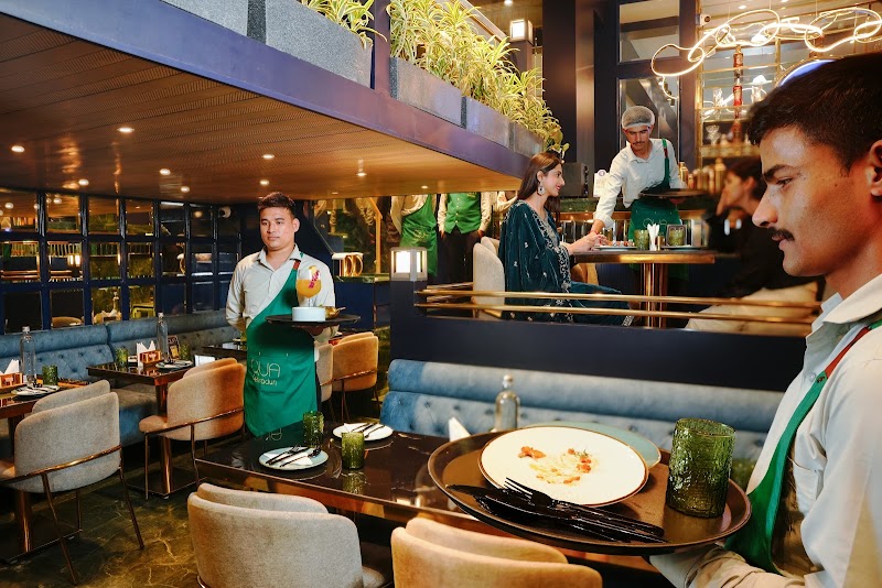 Qua Restaurant&Bar