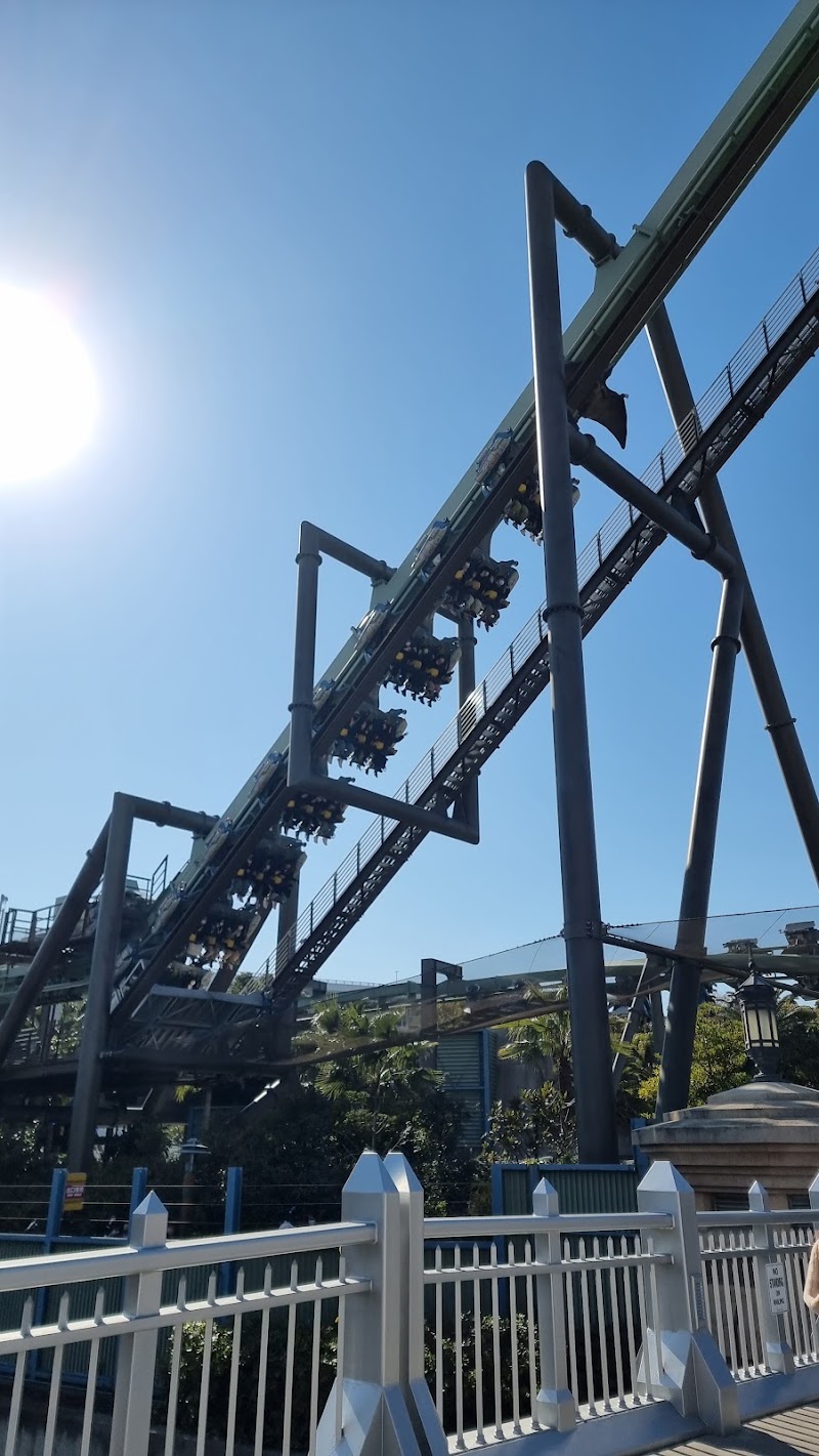 The Flying Dinosaur - The Flying Dinosaur, 2-chōme-1-番33号 Sakurajima, Konohana Ward, Osaka, 554-0031, Japan