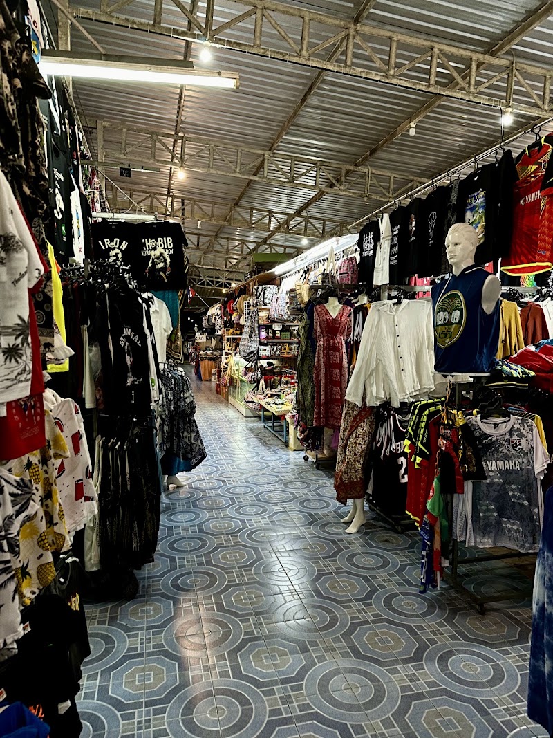 Ночной рынок - Ночной рынок 32/3 Thanon Prachanukhro, Tambon Patong, Amphoe Kathu, Chang Wat Phuket 83150, Thailand