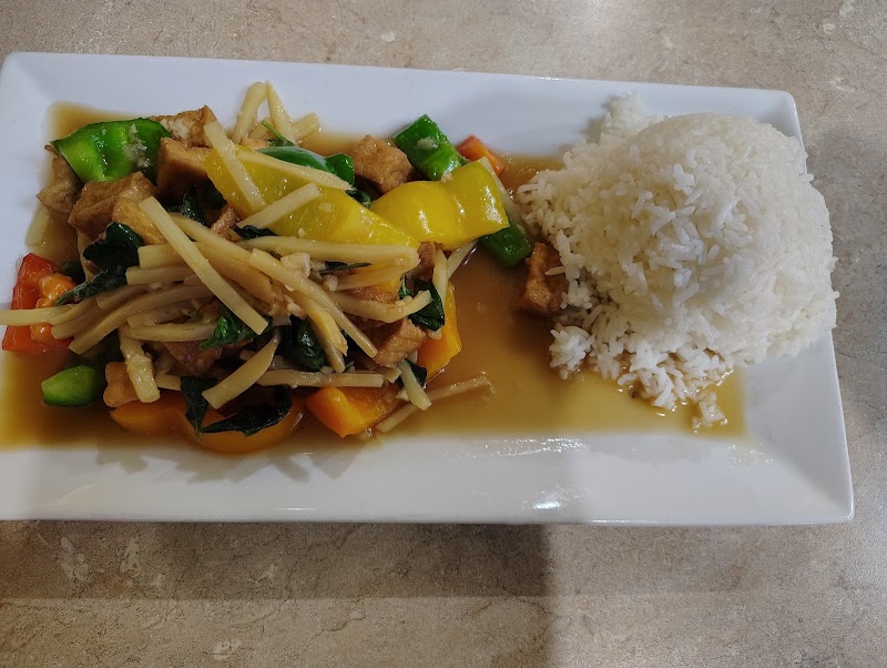 Family Thai Restaurant - Family Thai Restaurant, 2623 E 11th St, Tulsa, OK 74104, USA